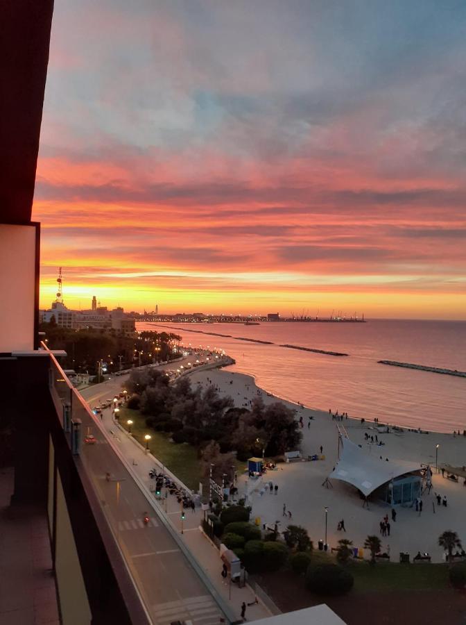 Attico Suite spiaggia Bari Esterno foto