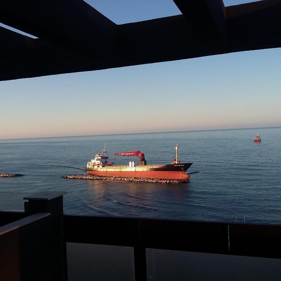 Attico Suite spiaggia Bari Esterno foto