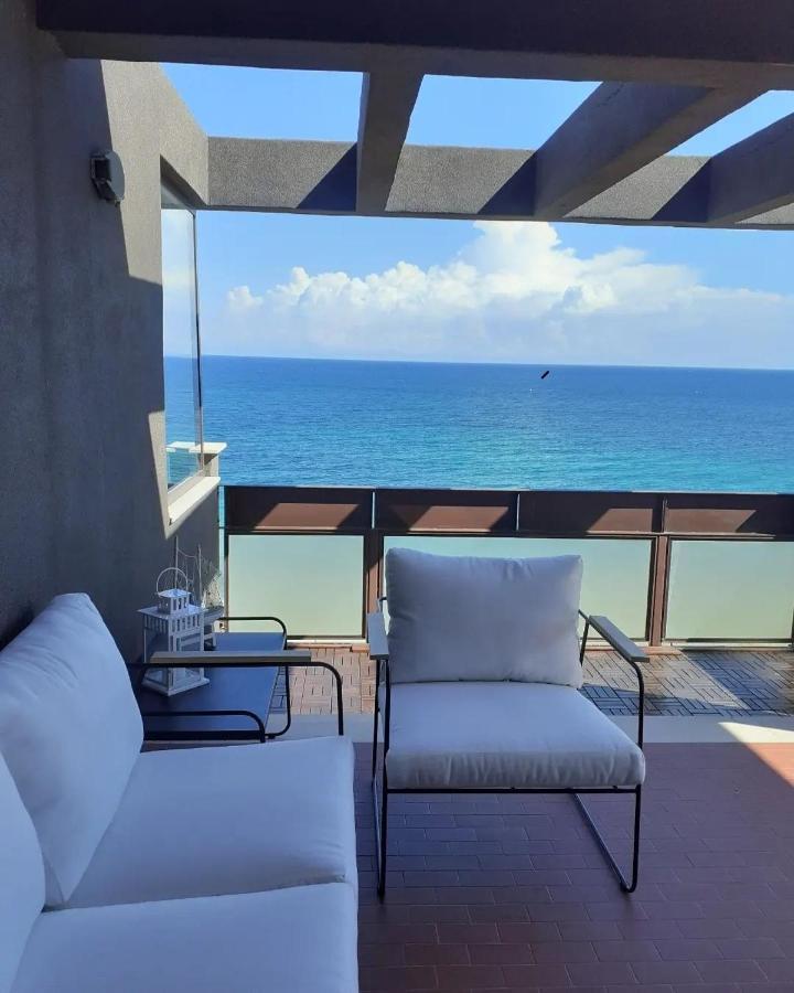 Attico Suite spiaggia Bari Esterno foto