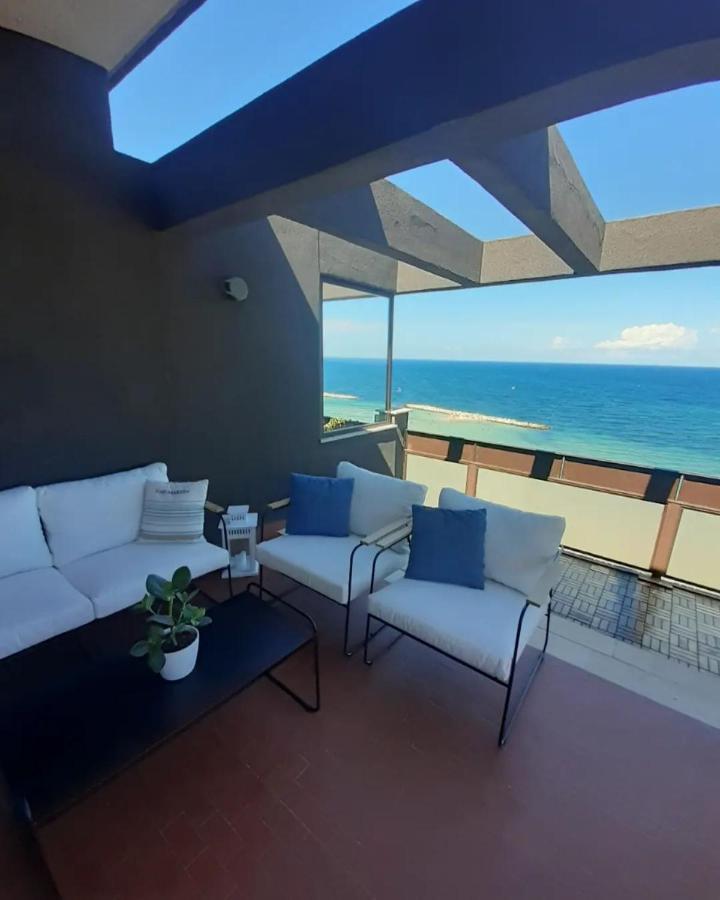 Attico Suite spiaggia Bari Esterno foto